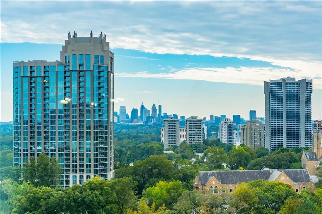 2870 Pharr Court South Nw Unit 2007, Atlanta, Georgia 30305, 1 Bedroom Bedrooms, ,1 BathroomBathrooms,Residential,For Sale,2870 Pharr Court South Nw Unit 2007,7670659