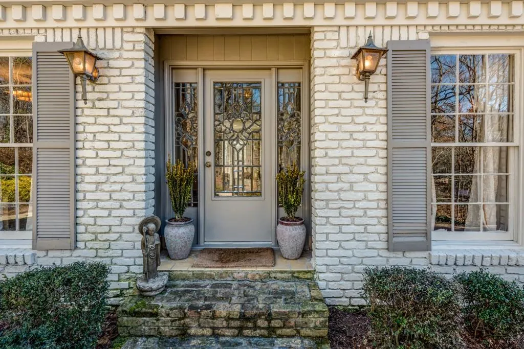 7105 Brandon Mill Road, Sandy Springs, Georgia 30328, 4 Bedrooms Bedrooms, ,2 BathroomsBathrooms,Residential,Sold,7105 Brandon Mill Road,5957183