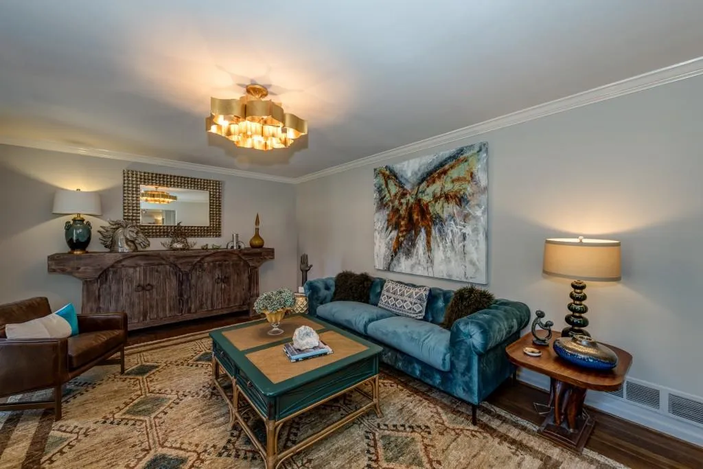7105 Brandon Mill Road, Sandy Springs, Georgia 30328, 4 Bedrooms Bedrooms, ,2 BathroomsBathrooms,Residential,Sold,7105 Brandon Mill Road,5957183