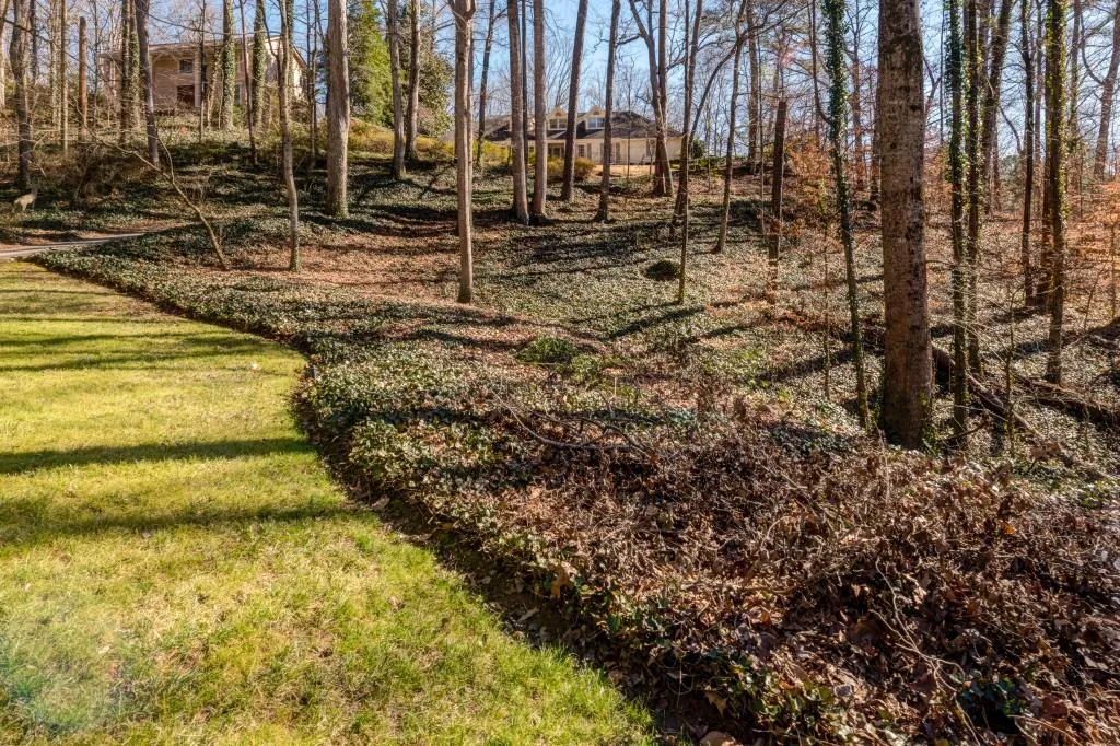 7105 Brandon Mill Road, Sandy Springs, Georgia 30328, 4 Bedrooms Bedrooms, ,2 BathroomsBathrooms,Residential,Sold,7105 Brandon Mill Road,5957183
