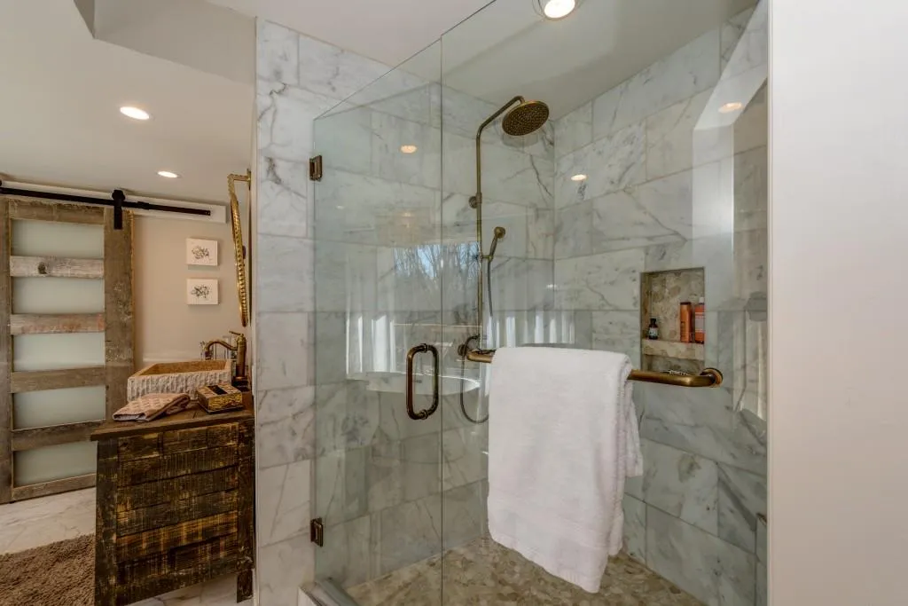 7105 Brandon Mill Road, Sandy Springs, Georgia 30328, 4 Bedrooms Bedrooms, ,2 BathroomsBathrooms,Residential,Sold,7105 Brandon Mill Road,5957183