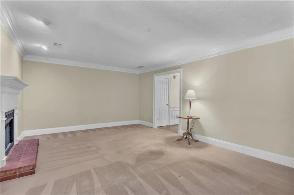 7906 Briar Villa Place, Atlanta, Georgia 30350, 2 Bedrooms Bedrooms, ,2 BathroomsBathrooms,Residential,Sold,7906 Briar Villa Place,7394633