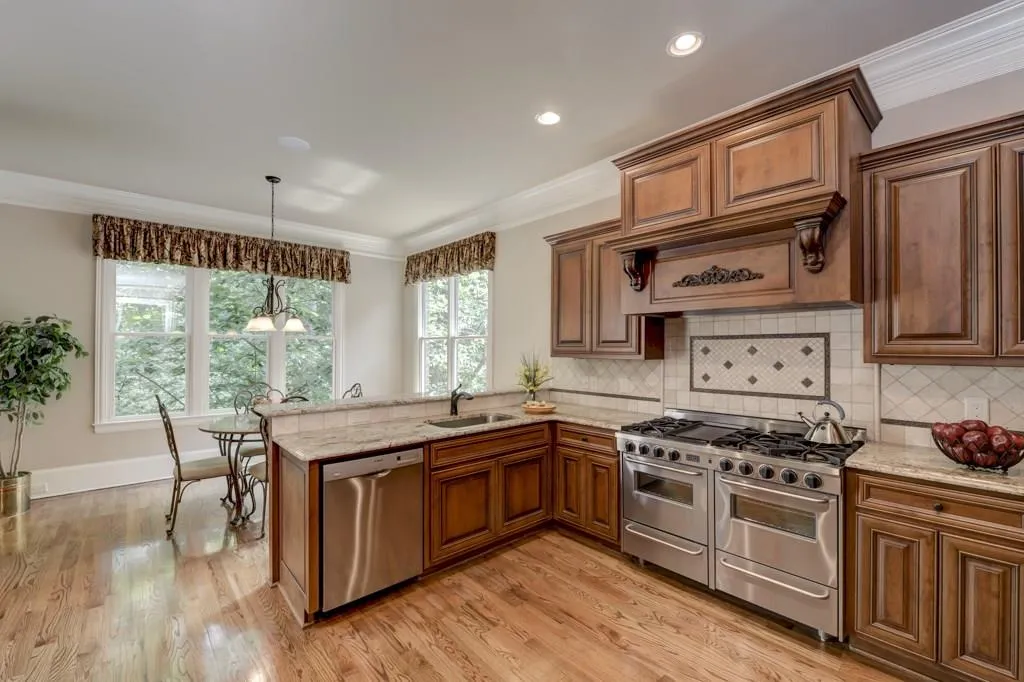 50 High Top Circle, Sandy Springs, Georgia 30328, 5 Bedrooms Bedrooms, ,4 BathroomsBathrooms,Residential,Sold,50 High Top Circle,5885813