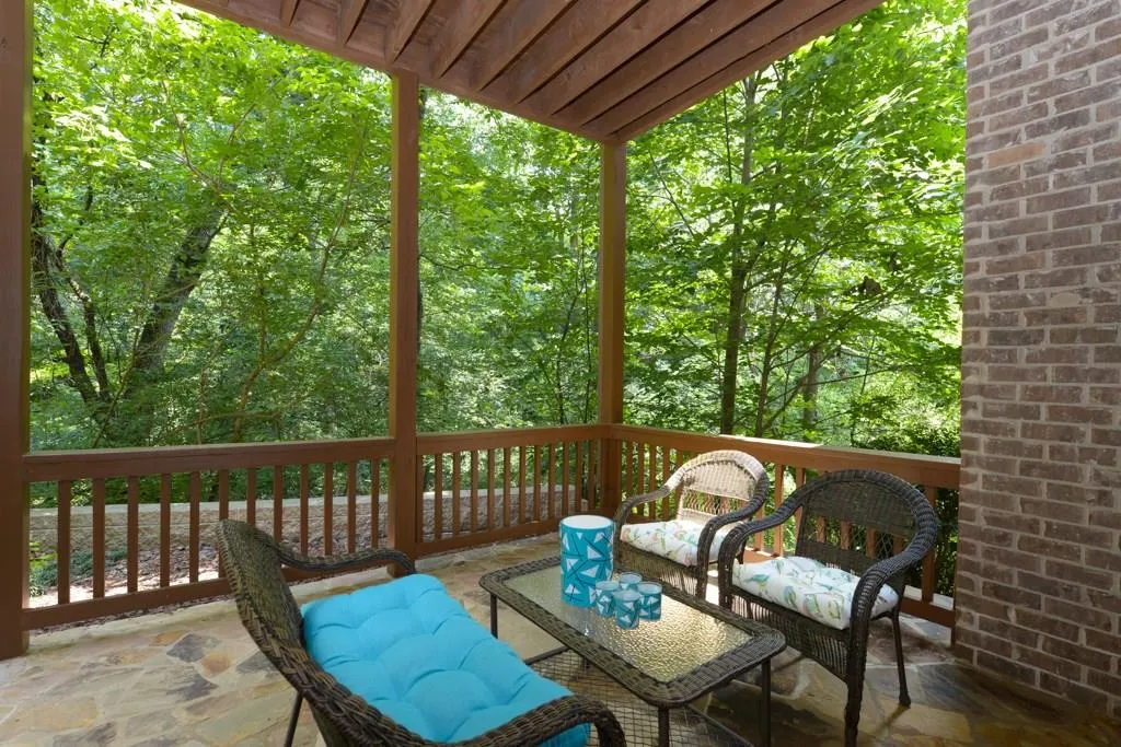 50 High Top Circle, Sandy Springs, Georgia 30328, 5 Bedrooms Bedrooms, ,4 BathroomsBathrooms,Residential,Sold,50 High Top Circle,5885813