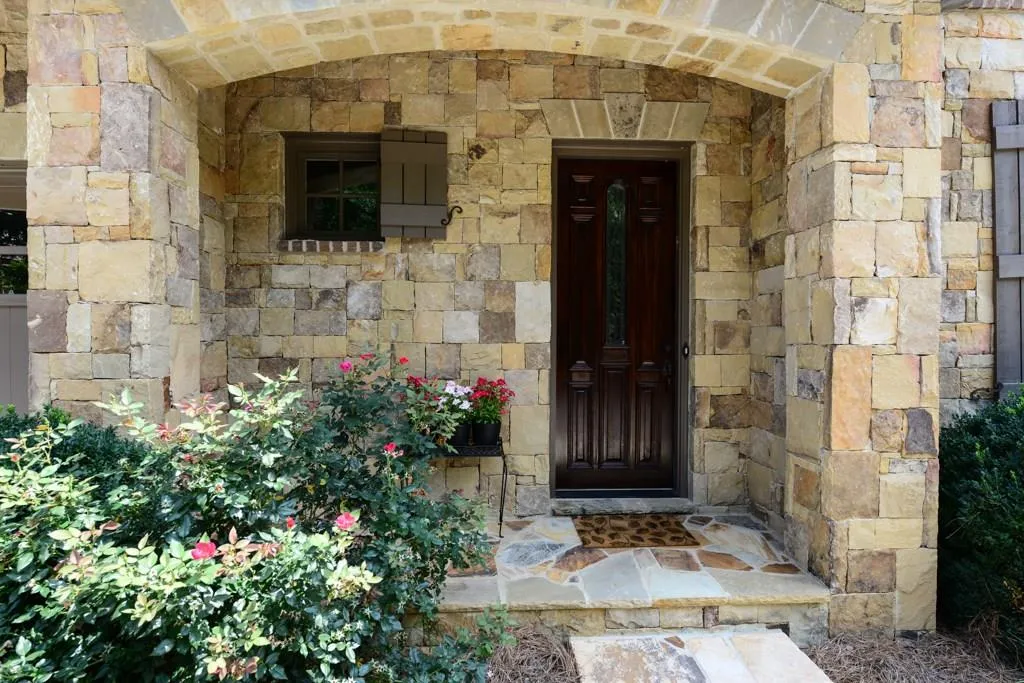 50 High Top Circle, Sandy Springs, Georgia 30328, 5 Bedrooms Bedrooms, ,4 BathroomsBathrooms,Residential,Sold,50 High Top Circle,5885813