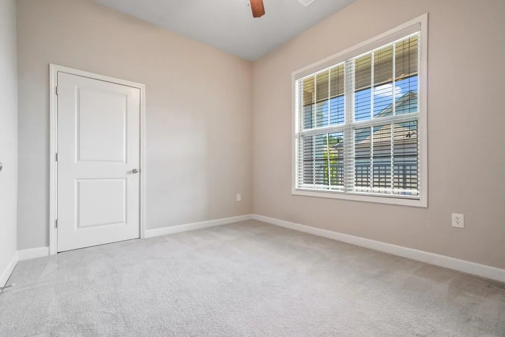 7265 Glisten Avenue Unit 136, Atlanta, Georgia 30328, 2 Bedrooms Bedrooms, ,2 BathroomsBathrooms,Residential,Sold,7265 Glisten Avenue Unit 136,6951725