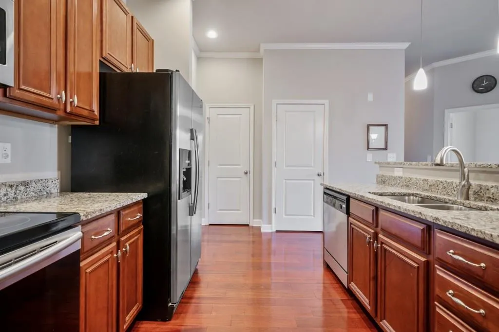 7265 Glisten Avenue Unit 136, Atlanta, Georgia 30328, 2 Bedrooms Bedrooms, ,2 BathroomsBathrooms,Residential,Sold,7265 Glisten Avenue Unit 136,6951725