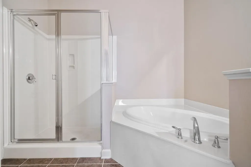 7265 Glisten Avenue Unit 136, Atlanta, Georgia 30328, 2 Bedrooms Bedrooms, ,2 BathroomsBathrooms,Residential,Sold,7265 Glisten Avenue Unit 136,6951725