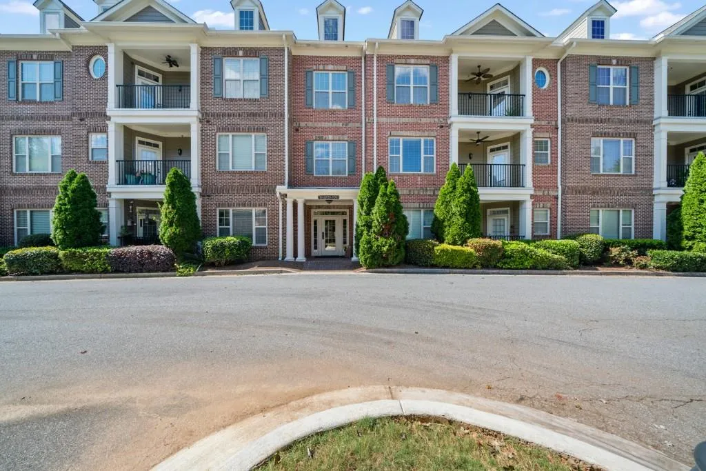 7265 Glisten Avenue Unit 136, Atlanta, Georgia 30328, 2 Bedrooms Bedrooms, ,2 BathroomsBathrooms,Residential,Sold,7265 Glisten Avenue Unit 136,6951725