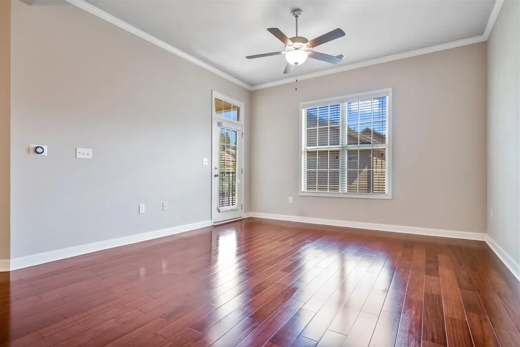 7265 Glisten Avenue Unit 136, Atlanta, Georgia 30328, 2 Bedrooms Bedrooms, ,2 BathroomsBathrooms,Residential,Sold,7265 Glisten Avenue Unit 136,6951725