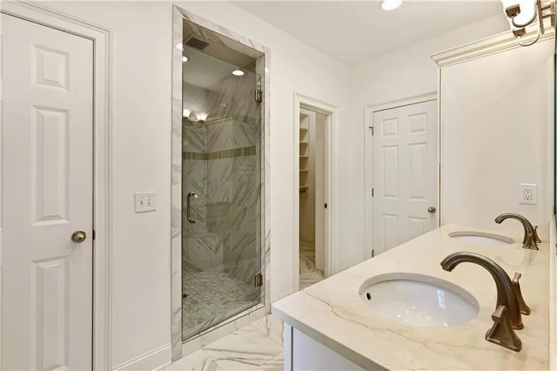 705 River Gate Drive, Sandy Springs, Georgia 30350, 6 Bedrooms Bedrooms, ,4 BathroomsBathrooms,Residential,Sold,705 River Gate Drive,6748655