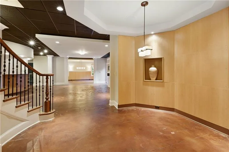 705 River Gate Drive, Sandy Springs, Georgia 30350, 6 Bedrooms Bedrooms, ,4 BathroomsBathrooms,Residential,Sold,705 River Gate Drive,6748655