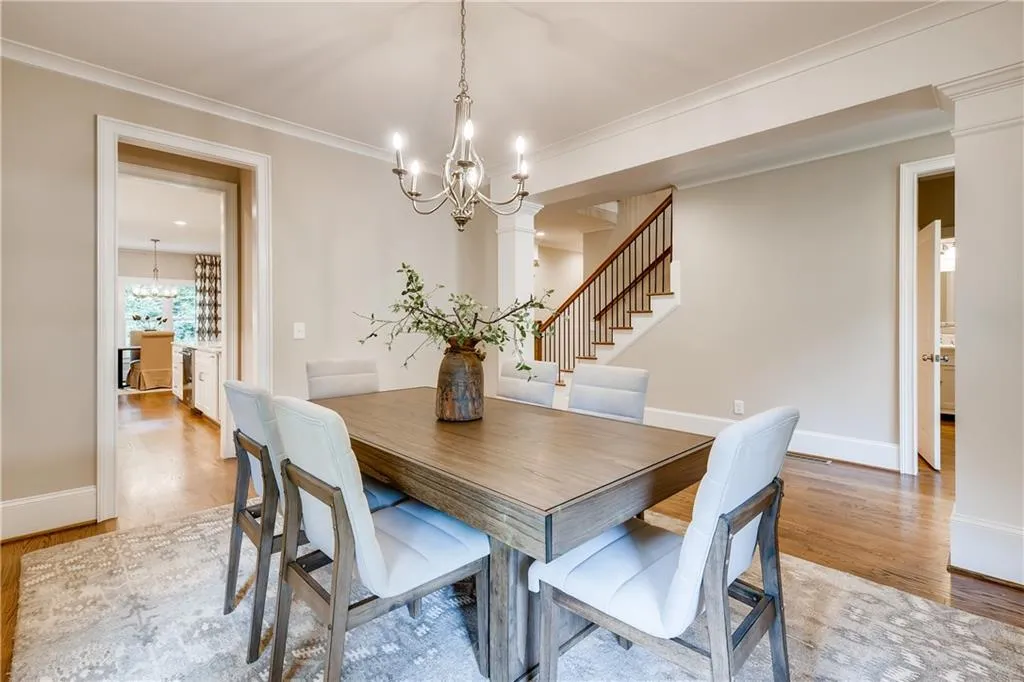 5860 Hilderbrand Drive, Sandy Springs, Georgia 30328, 5 Bedrooms Bedrooms, ,4 BathroomsBathrooms,Residential,Sold,5860 Hilderbrand Drive,6765536