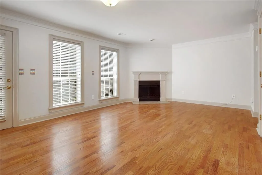 204 Masons Creek Circle, Atlanta, Georgia 30350, 2 Bedrooms Bedrooms, ,2 BathroomsBathrooms,Residential,Sold,204 Masons Creek Circle,5608282