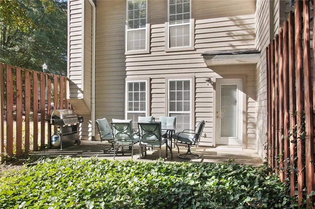 204 Masons Creek Circle, Atlanta, Georgia 30350, 2 Bedrooms Bedrooms, ,2 BathroomsBathrooms,Residential,Sold,204 Masons Creek Circle,5608282