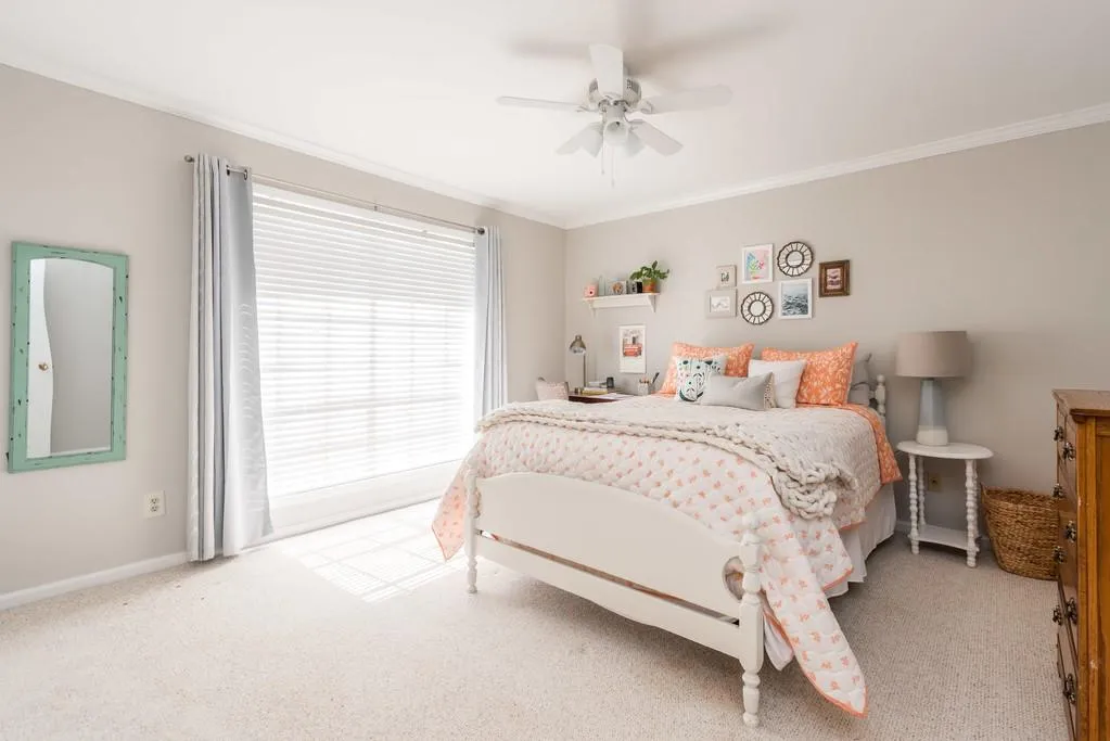 5400 Roswell Road Unit A-3, Atlanta, Georgia 30342, 2 Bedrooms Bedrooms, ,1 BathroomBathrooms,Residential,Sold,5400 Roswell Road Unit A-3,6538564