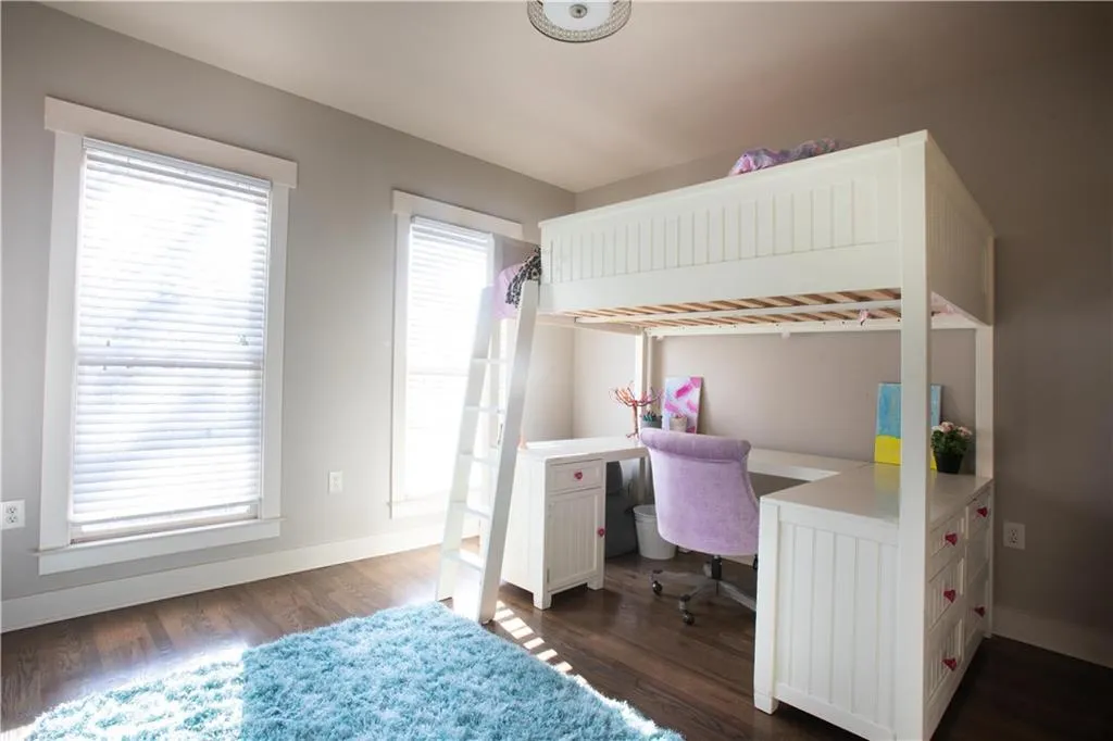 1413 River Vista Drive, Sandy Springs, Georgia 30339, 4 Bedrooms Bedrooms, ,4 BathroomsBathrooms,Residential,Sold,1413 River Vista Drive,6672282