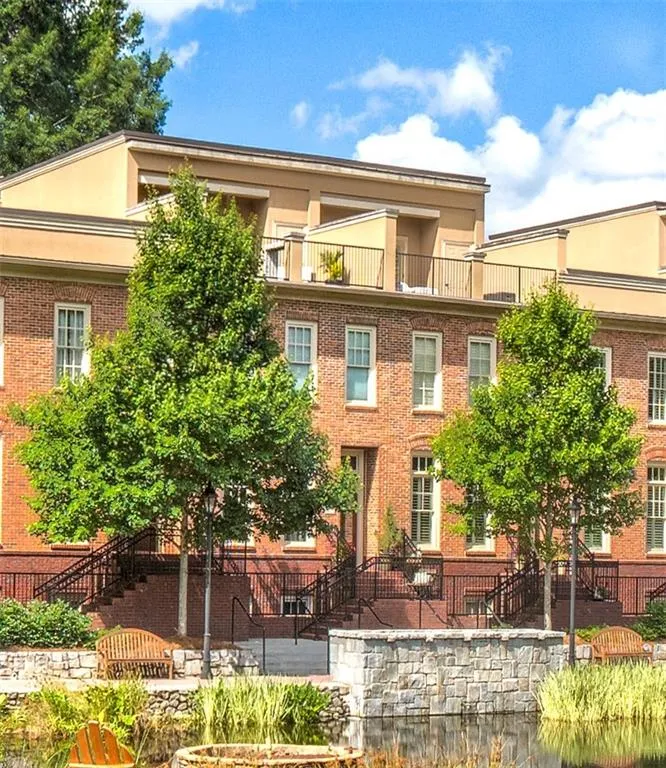 1413 River Vista Drive, Sandy Springs, Georgia 30339, 4 Bedrooms Bedrooms, ,4 BathroomsBathrooms,Residential,Sold,1413 River Vista Drive,6672282