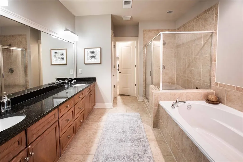 1413 River Vista Drive, Sandy Springs, Georgia 30339, 4 Bedrooms Bedrooms, ,4 BathroomsBathrooms,Residential,Sold,1413 River Vista Drive,6672282