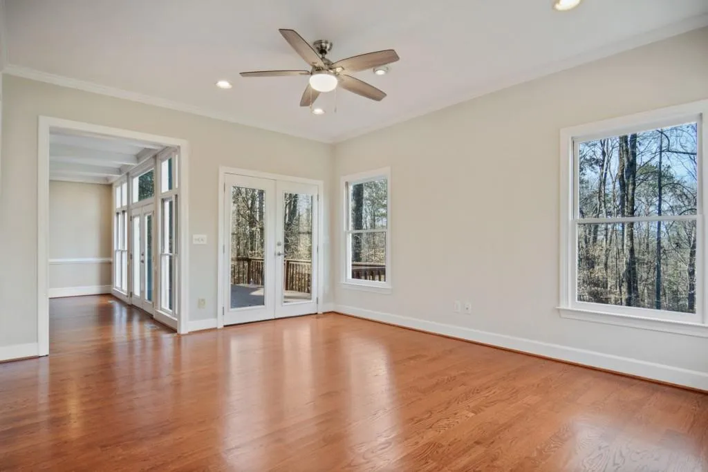 8160 Jett Ferry Road, Sandy Springs, Georgia 30350, 5 Bedrooms Bedrooms, ,5 BathroomsBathrooms,Residential,Sold,8160 Jett Ferry Road,6853002