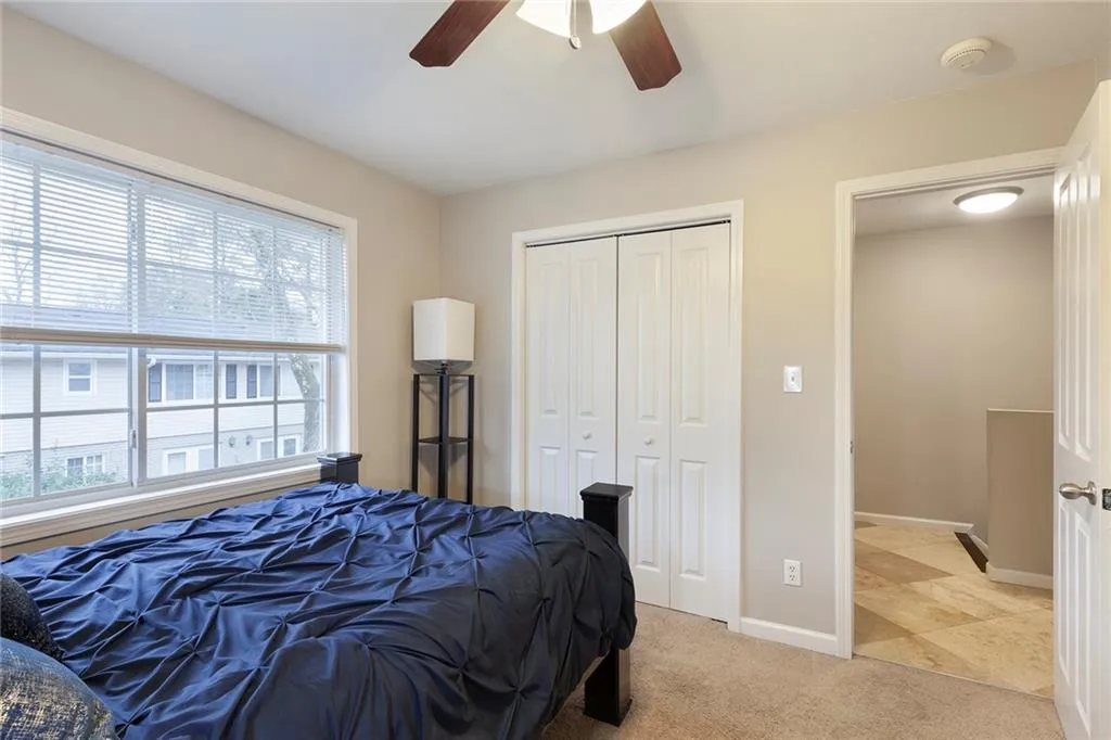 6940 Roswell Road Unit 13a, Sandy Springs, Georgia 30328, 2 Bedrooms Bedrooms, ,1 BathroomBathrooms,Residential,Sold,6940 Roswell Road Unit 13a,6828056