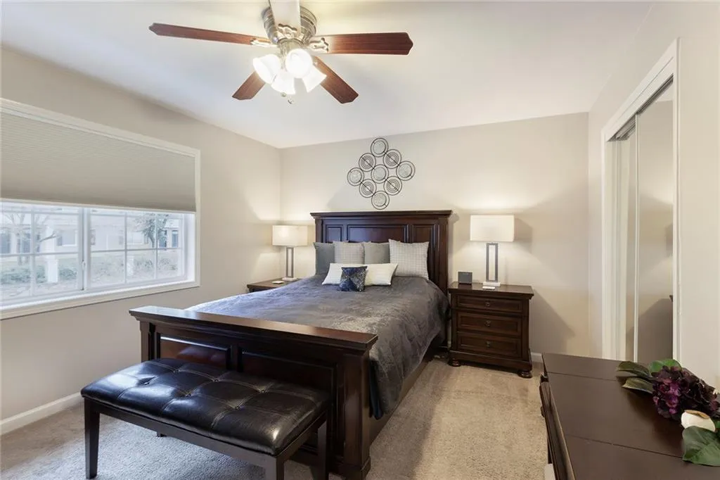 6940 Roswell Road Unit 13a, Sandy Springs, Georgia 30328, 2 Bedrooms Bedrooms, ,1 BathroomBathrooms,Residential,Sold,6940 Roswell Road Unit 13a,6828056