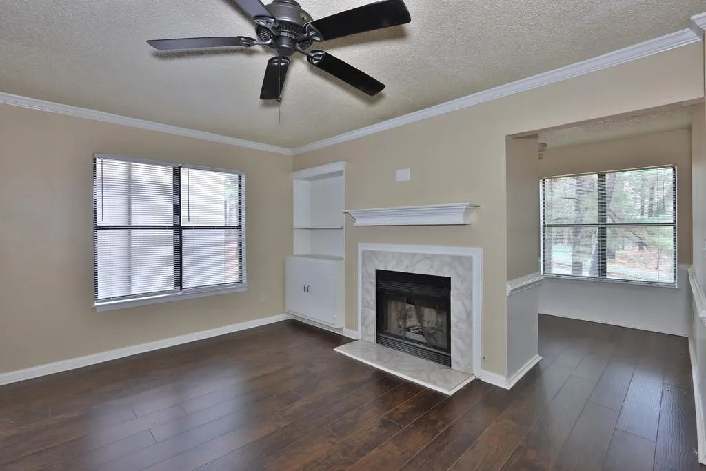 2410 Huntingdon Chase, Sandy Springs, Georgia 30350, 3 Bedrooms Bedrooms, ,2 BathroomsBathrooms,Residential,Sold,2410 Huntingdon Chase,6660829