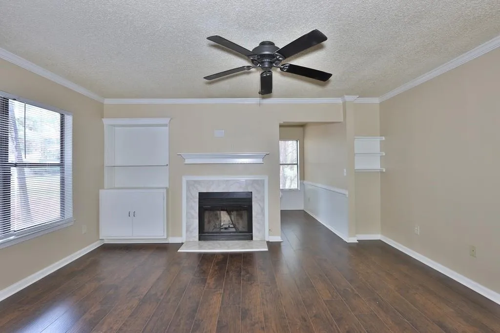 2410 Huntingdon Chase, Sandy Springs, Georgia 30350, 3 Bedrooms Bedrooms, ,2 BathroomsBathrooms,Residential,Sold,2410 Huntingdon Chase,6660829