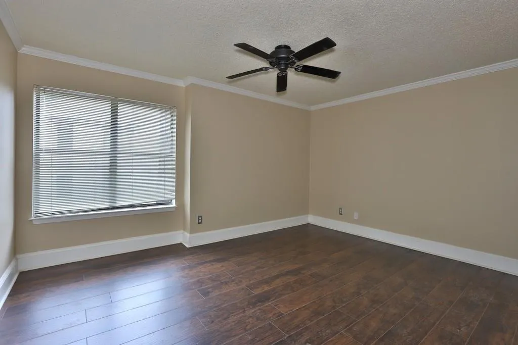 2410 Huntingdon Chase, Sandy Springs, Georgia 30350, 3 Bedrooms Bedrooms, ,2 BathroomsBathrooms,Residential,Sold,2410 Huntingdon Chase,6660829