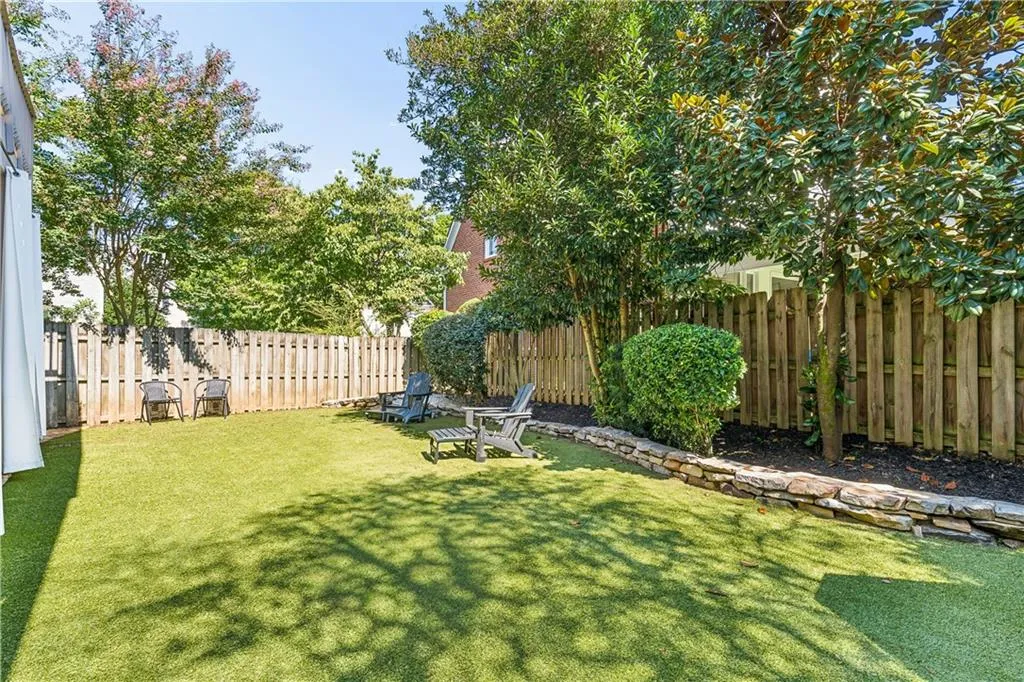 2553 Haberfield Court Ne, Brookhaven, Georgia 30319, 5 Bedrooms Bedrooms, 0 ,3 BathroomsBathrooms,Residential,Sold,2553 Haberfield Court Ne,7834057