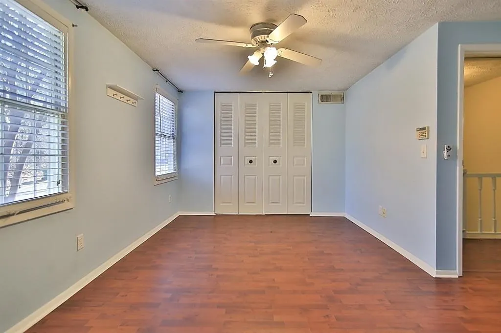 8877 Roberts Drive, Sandy Springs, Georgia 30350, 2 Bedrooms Bedrooms, ,2 BathroomsBathrooms,Residential,Sold,8877 Roberts Drive,6118608