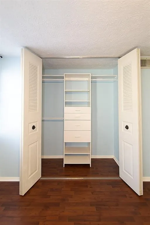 8877 Roberts Drive, Sandy Springs, Georgia 30350, 2 Bedrooms Bedrooms, ,2 BathroomsBathrooms,Residential,Sold,8877 Roberts Drive,6118608