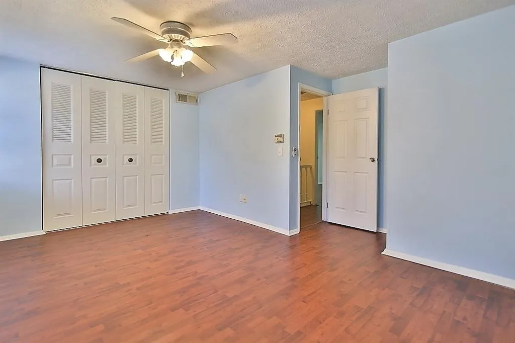 8877 Roberts Drive, Sandy Springs, Georgia 30350, 2 Bedrooms Bedrooms, ,2 BathroomsBathrooms,Residential,Sold,8877 Roberts Drive,6118608