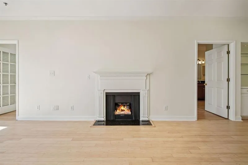 2921 Lenox Road Unit 308, Atlanta, Georgia 30324, 2 Bedrooms Bedrooms, ,2 BathroomsBathrooms,Residential,Sold,2921 Lenox Road Unit 308,7582959