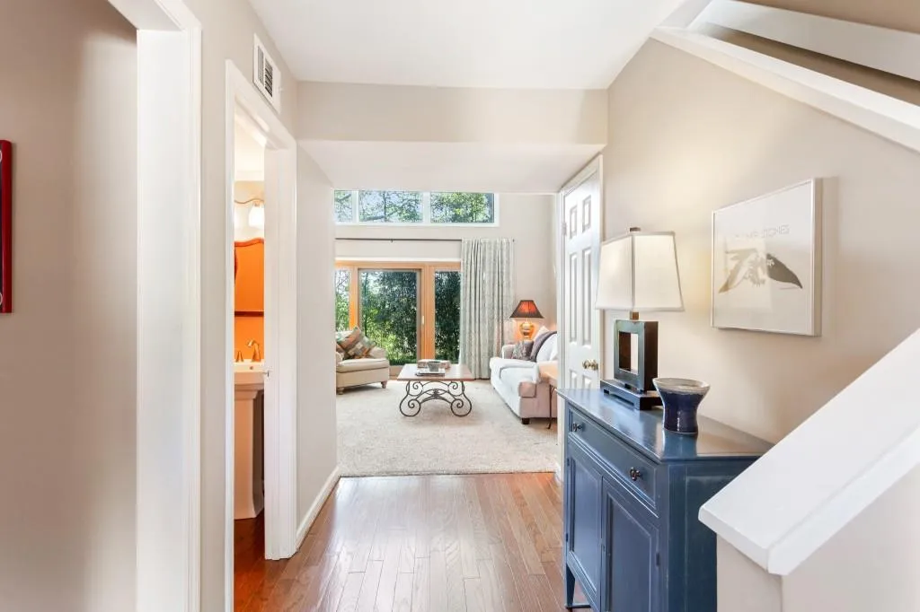 72 Forrest Place Unit 72, Sandy Springs, Georgia 30328, 3 Bedrooms Bedrooms, ,2 BathroomsBathrooms,Residential,Sold,72 Forrest Place Unit 72,6869486