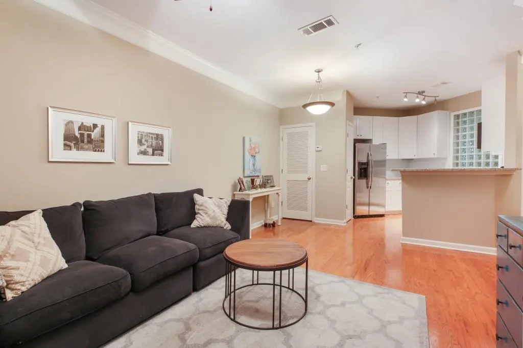 10 Perimeter Summit Boulevard Ne Unit 4332, Brookhaven, Georgia 30319, 2 Bedrooms Bedrooms, ,1 BathroomBathrooms,Residential,Sold,10 Perimeter Summit Boulevard Ne Unit 4332,6074772