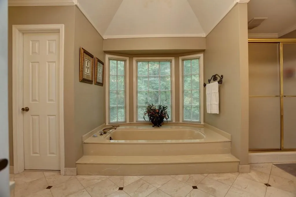 415 Spindle Court, Sandy Springs, Georgia 30350, 5 Bedrooms Bedrooms, ,4 BathroomsBathrooms,Residential,Sold,415 Spindle Court,6720320