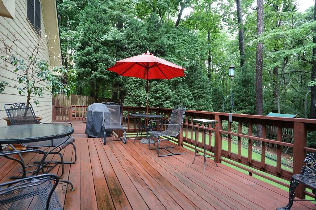 415 Spindle Court, Sandy Springs, Georgia 30350, 5 Bedrooms Bedrooms, ,4 BathroomsBathrooms,Residential,Sold,415 Spindle Court,6720320