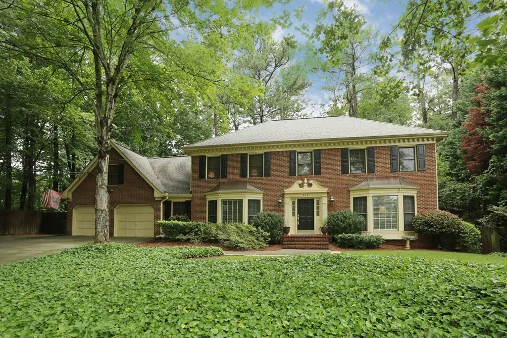 415 Spindle Court, Sandy Springs, Georgia 30350, 5 Bedrooms Bedrooms, ,4 BathroomsBathrooms,Residential,Sold,415 Spindle Court,6720320