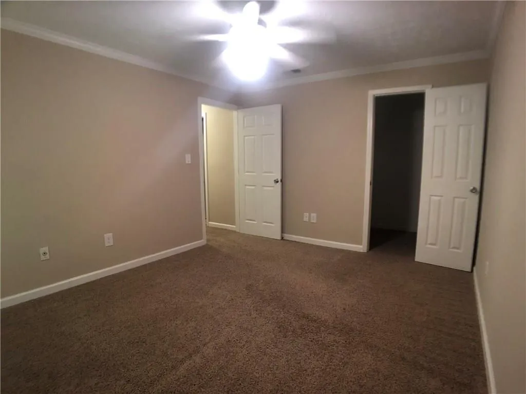 8740 Roswell Road Unit 8c, Atlanta, Georgia 30350, 3 Bedrooms Bedrooms, ,2 BathroomsBathrooms,Residential,Sold,8740 Roswell Road Unit 8c,6030712