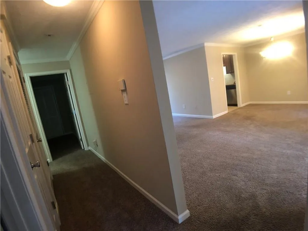 8740 Roswell Road Unit 8c, Atlanta, Georgia 30350, 3 Bedrooms Bedrooms, ,2 BathroomsBathrooms,Residential,Sold,8740 Roswell Road Unit 8c,6030712