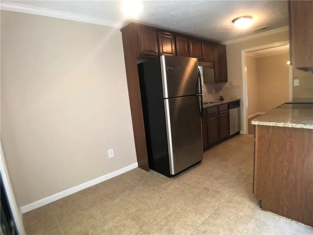 8740 Roswell Road Unit 8c, Atlanta, Georgia 30350, 3 Bedrooms Bedrooms, ,2 BathroomsBathrooms,Residential,Sold,8740 Roswell Road Unit 8c,6030712