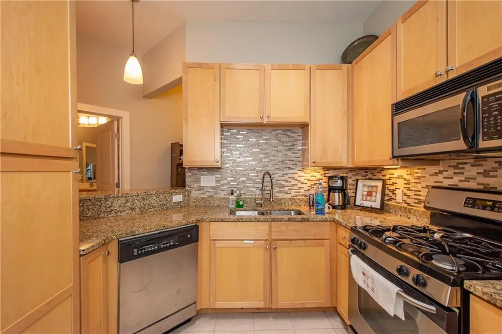 799 Hammond Drive Unit 117, Sandy Springs, Georgia 30328, 1 Bedroom Bedrooms, ,1 BathroomBathrooms,Residential,Sold,799 Hammond Drive Unit 117,6947289