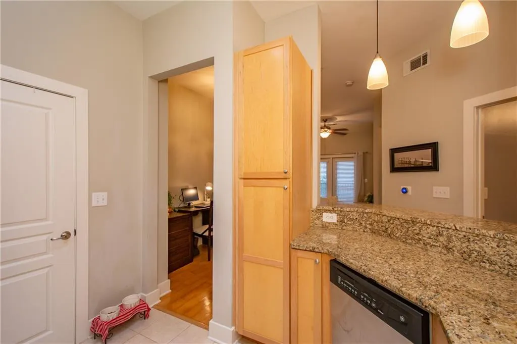 799 Hammond Drive Unit 117, Sandy Springs, Georgia 30328, 1 Bedroom Bedrooms, ,1 BathroomBathrooms,Residential,Sold,799 Hammond Drive Unit 117,6947289