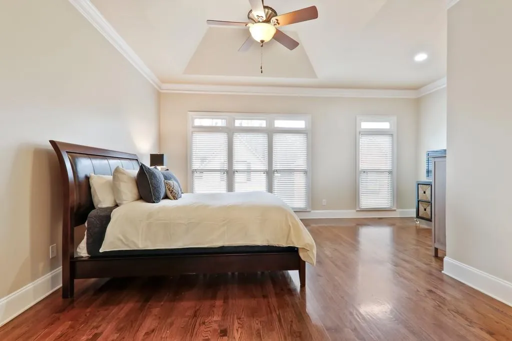 1050 Manorwood Court Ne, Sandy Springs, Georgia 30328, 4 Bedrooms Bedrooms, ,4 BathroomsBathrooms,Residential,Sold,1050 Manorwood Court Ne,6672566