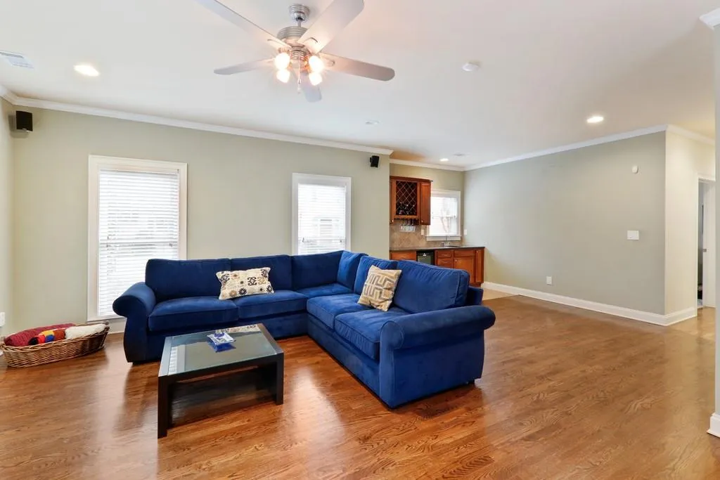 1050 Manorwood Court Ne, Sandy Springs, Georgia 30328, 4 Bedrooms Bedrooms, ,4 BathroomsBathrooms,Residential,Sold,1050 Manorwood Court Ne,6672566