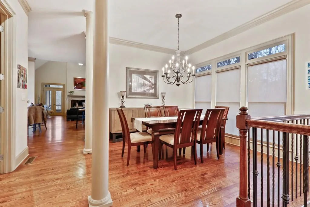 1050 Manorwood Court Ne, Sandy Springs, Georgia 30328, 4 Bedrooms Bedrooms, ,4 BathroomsBathrooms,Residential,Sold,1050 Manorwood Court Ne,6672566