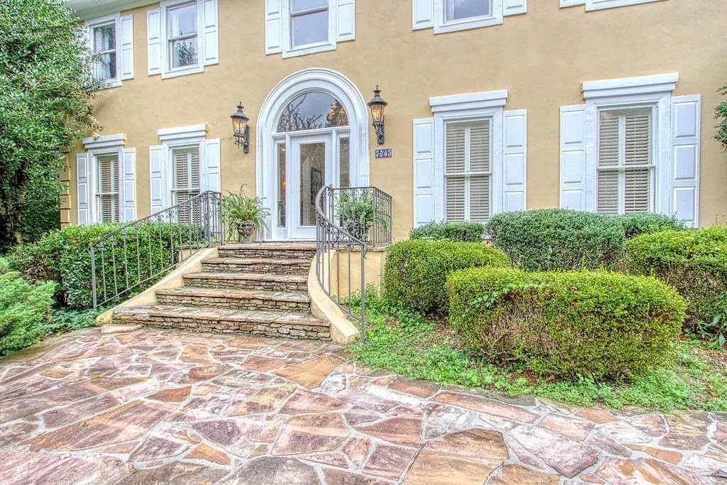 5045 Magnolia Bluff Drive, Sandy Springs, Georgia 30350, 5 Bedrooms Bedrooms, ,4 BathroomsBathrooms,Residential,Sold,5045 Magnolia Bluff Drive,6937345