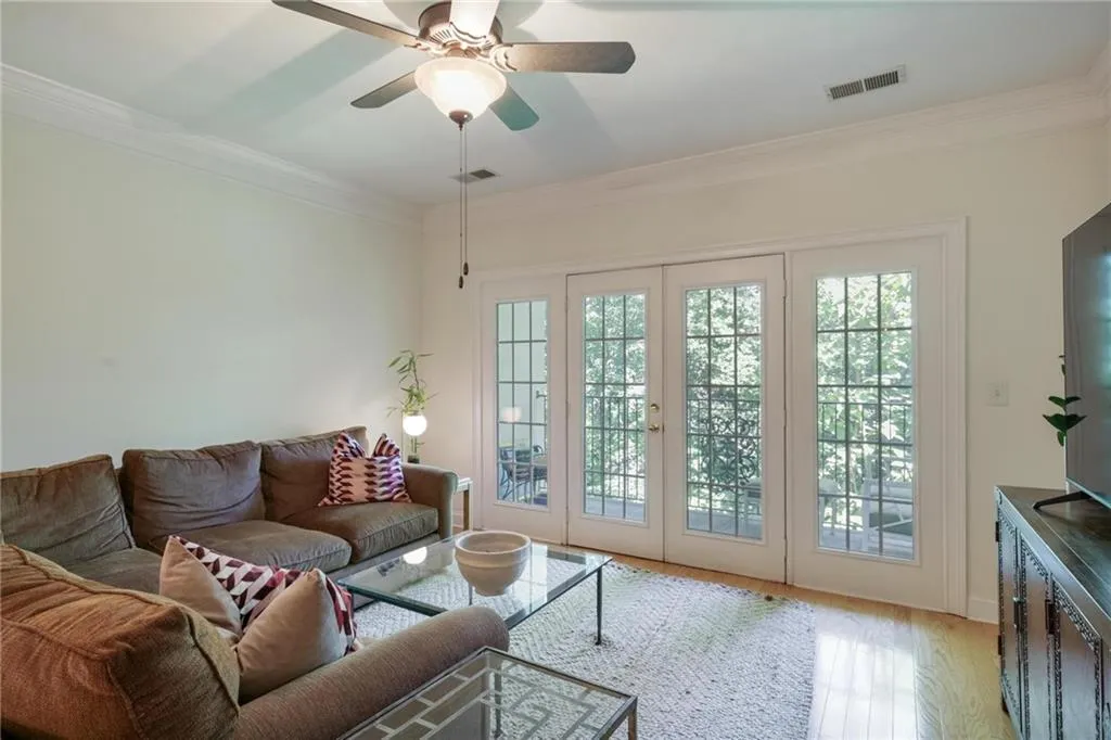 5415 Northland Drive Unit 304, Atlanta, Georgia 30342, 2 Bedrooms Bedrooms, ,2 BathroomsBathrooms,Residential,Sold,5415 Northland Drive Unit 304,7395618