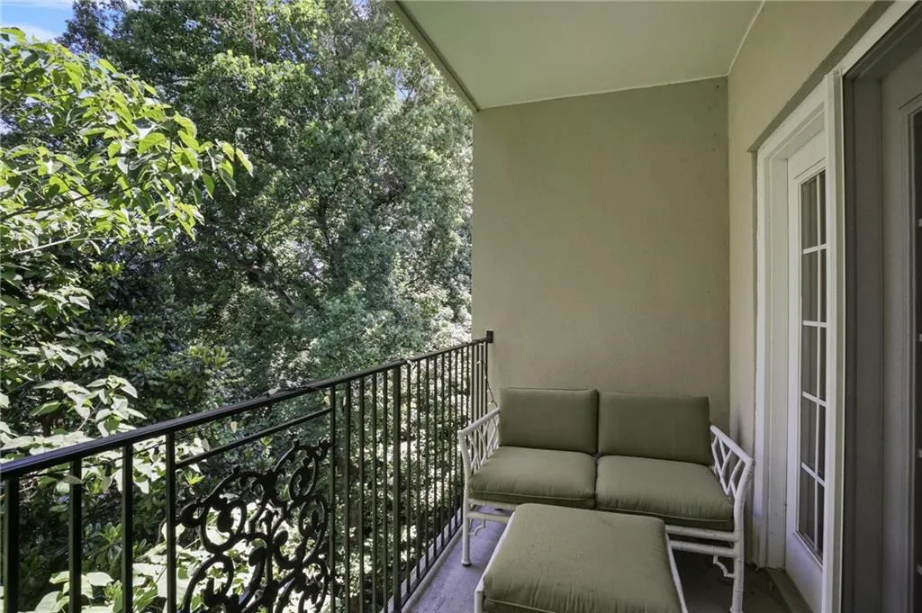 5415 Northland Drive Unit 304, Atlanta, Georgia 30342, 2 Bedrooms Bedrooms, ,2 BathroomsBathrooms,Residential,Sold,5415 Northland Drive Unit 304,7395618